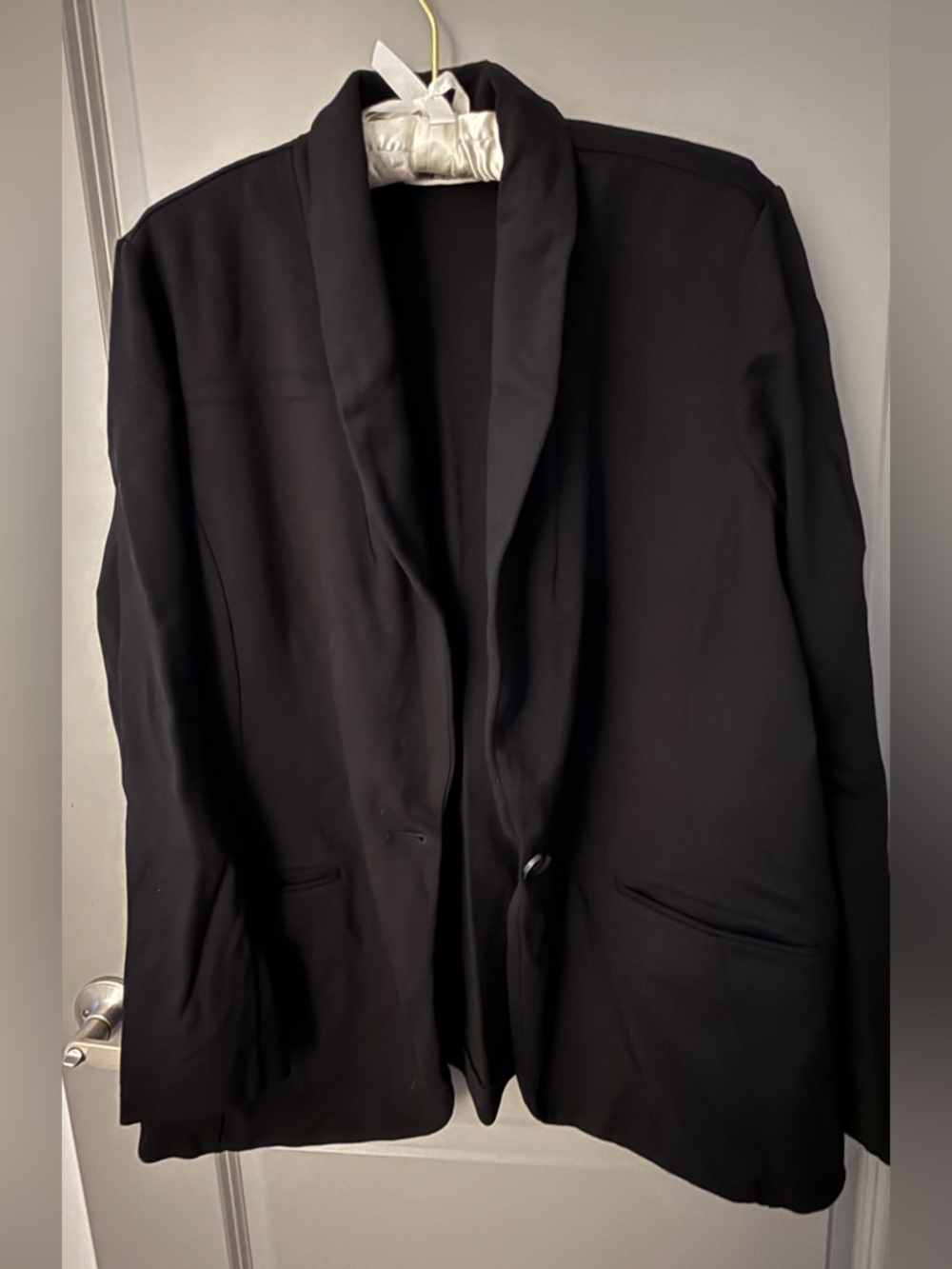 Susan Graver Black Shawl-Collar Woman’s Blazer